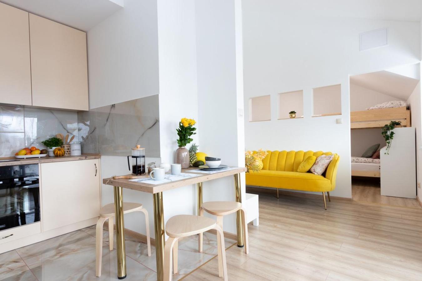 Apartamenty Gorki Male トゥシン エクステリア 写真